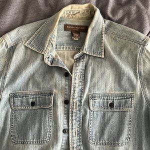 Vintage Banana Republic denim shirt, size small